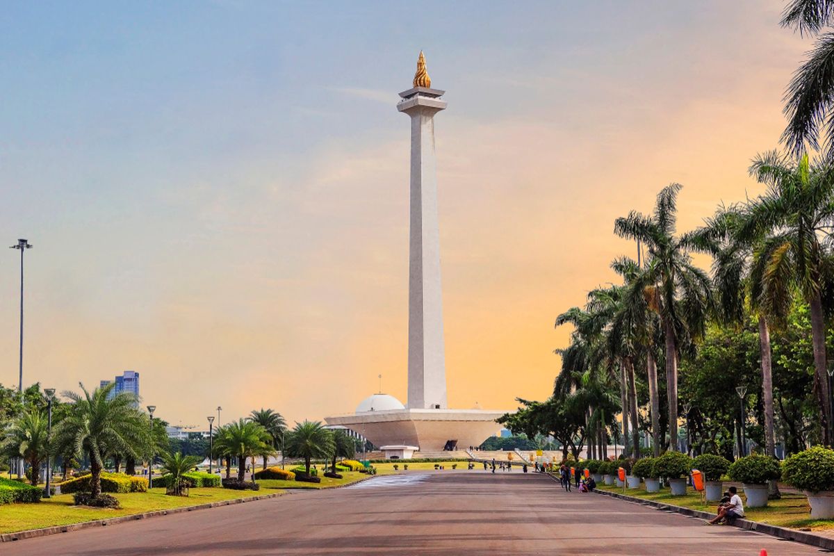Monumen Nasional (MONAS)